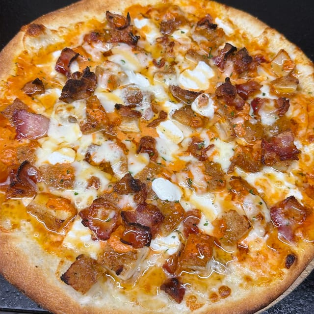 Frankie G Pizzetta.