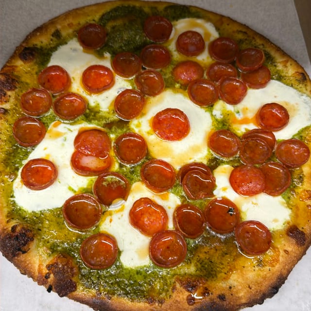 Pestoroni Pizzetta.